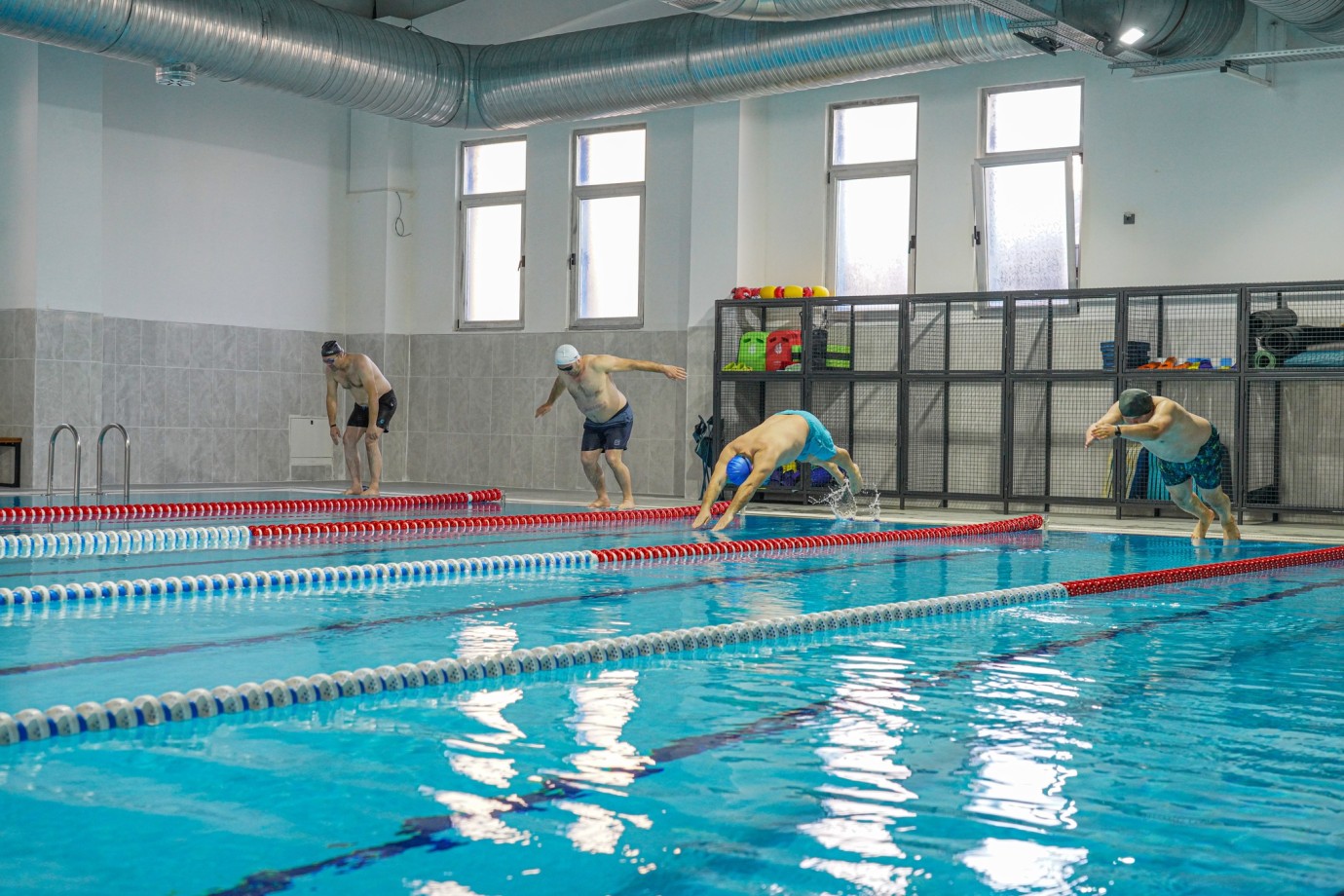 Fatsa'da Yeni Kapalı Yüzme Havuzu Hizmete Girdi