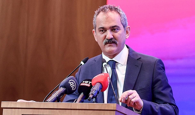 Mahmut Özer:  Çaybaşı’nın geleceğine imza atıyor