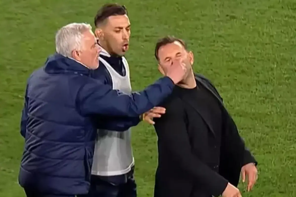 Okan Buruk, Mourinho ile Yaşadığı Burun Sıkma Olayını Anlattı