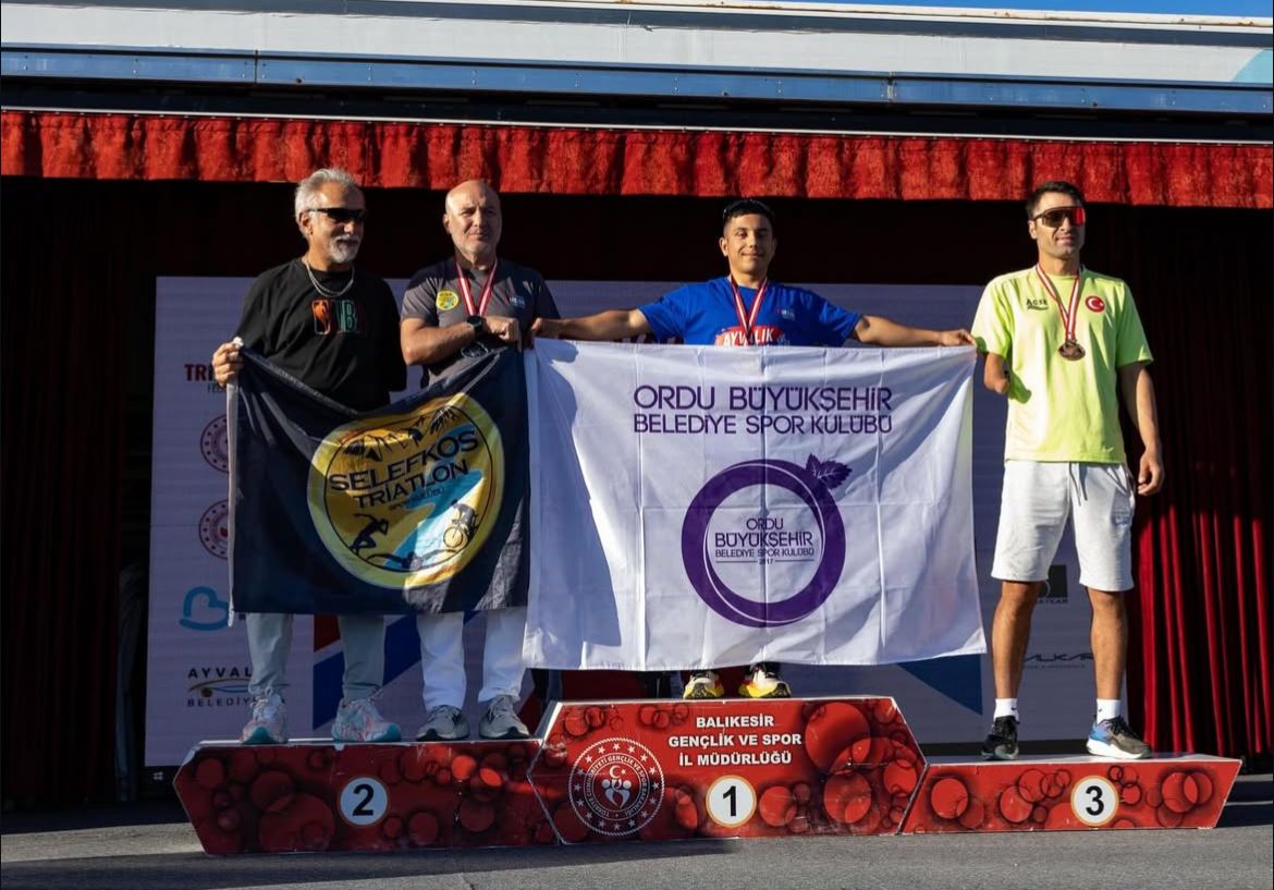 Ordulu Milli Sporculardan Triatlonda Çifte Madalya