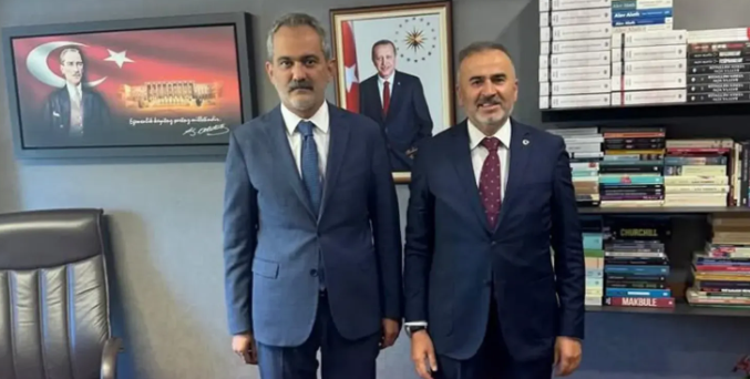 Gençlere Müjde: Kumru’ya Spor Salonu ve Yüzme Havuzu Geliyor