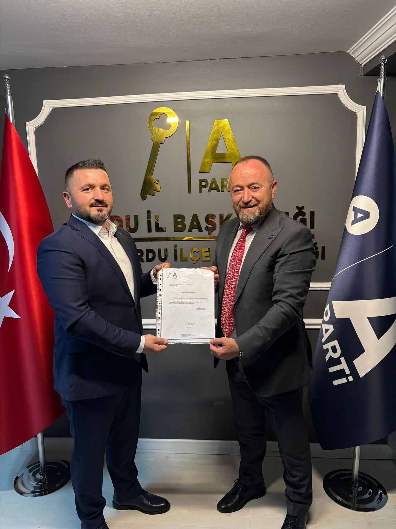 Anahtar Parti Ulubey’de Görev Değişimi: Özgür Aktaş İlçe Başkanı Oldu