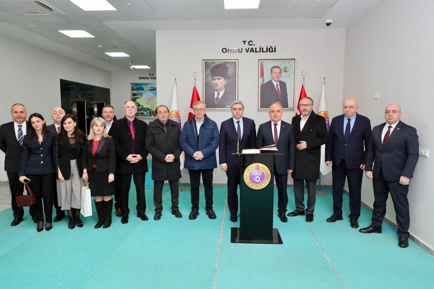 Gürcistan’ın Ankara Büyükelçisi Kalandia, Vali Erol’u Ziyaret Etti