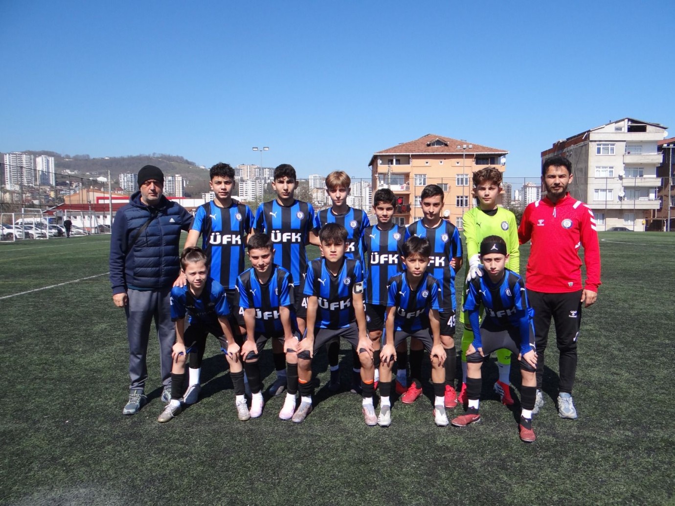 ÜNYE FK, U13 LİGİNDE ÖNÜNE GELENİ EZİYOR 3-2
