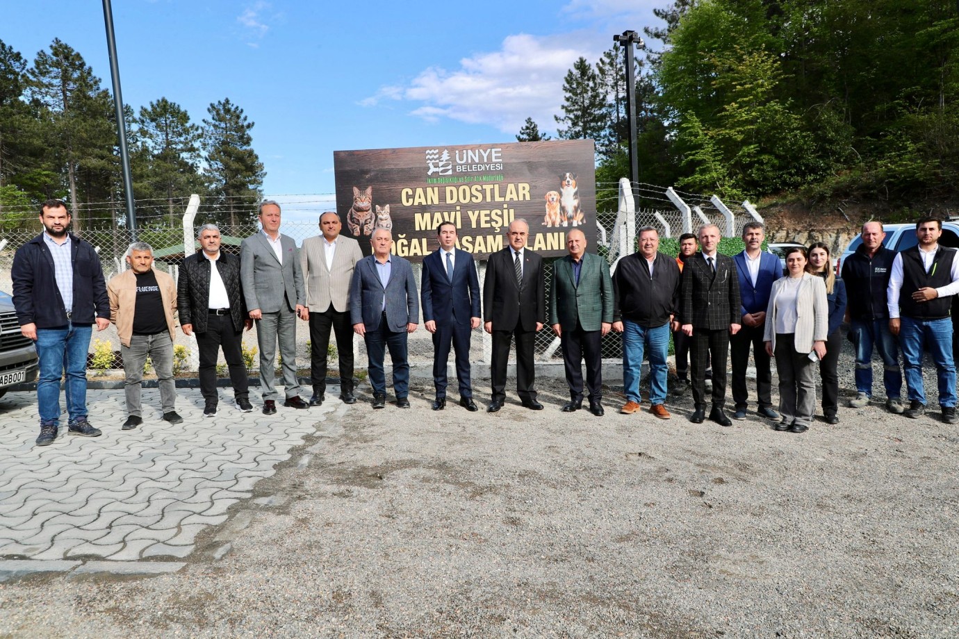VALİ EROL, ÜNYE HAYVAN BARINAĞI VE REHABİLİTASYON MERKEZİNDE İNCELEMELERDE BULUNDU