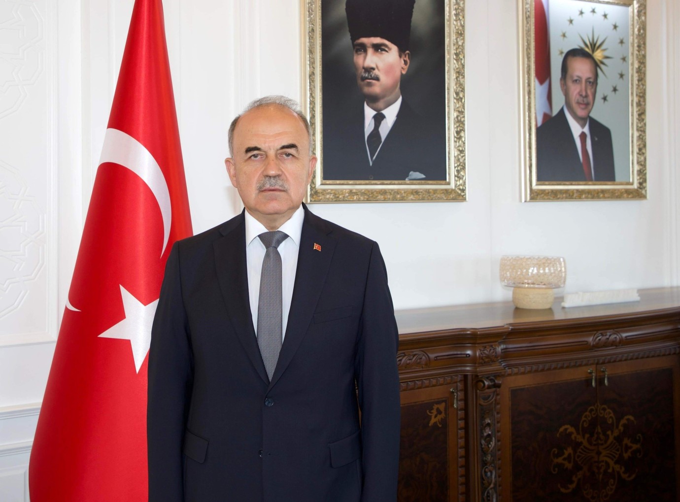 Vali Erol’dan Kurban Bayramı Mesajı: “Bayramlar Birlik ve Dayanışmanın Simgesidir”