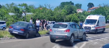 Ünye-Çaybaşı Yolunda Korkutan Kaza: 4 Kişi Yaralandı