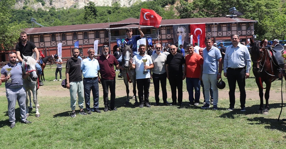 Ünye’de Rahvan At Yarışları Coşkusu Yaşandı