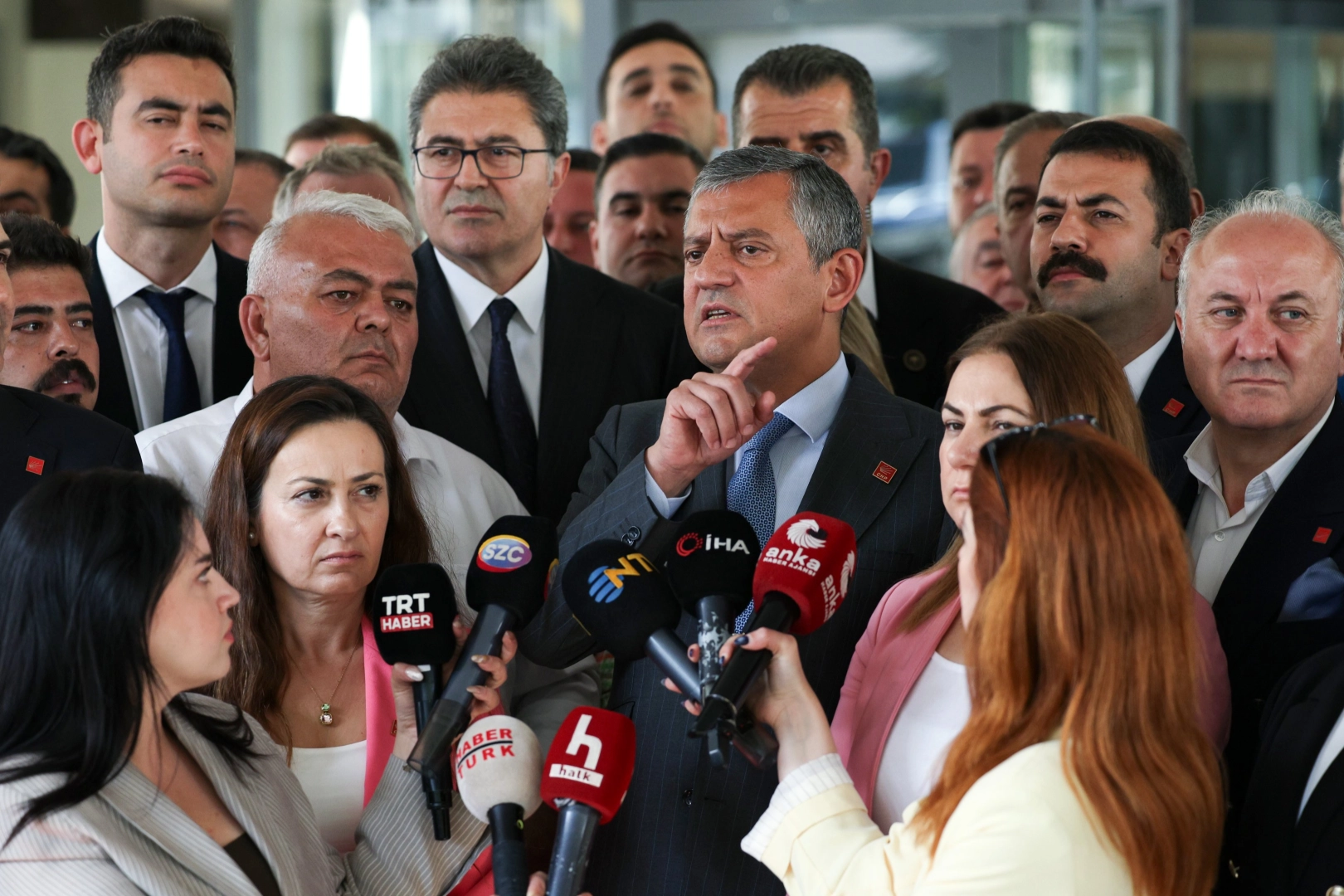 Özgür Özel’den 'butlan' tepkisi: &Prime;Tedbir kararı kurultayı engellemez&Prime;