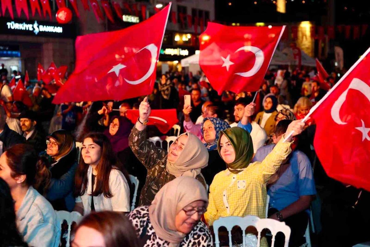 Ordu'da 15 Temmuz'un 10. Yılı Birlik Ve Beraberlik Mesajlarıyla Anıldı