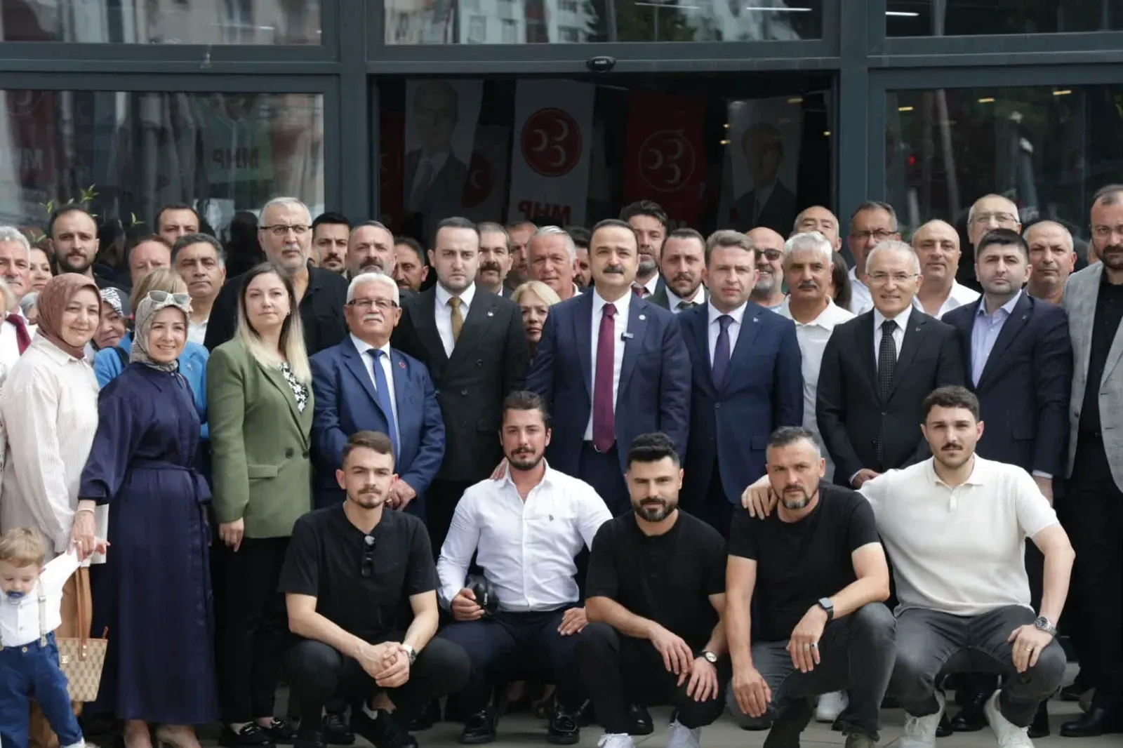 MHP Altınordu'da Karar Verildi! Dinçer Kurucu Yeniden Başkan Seçildi