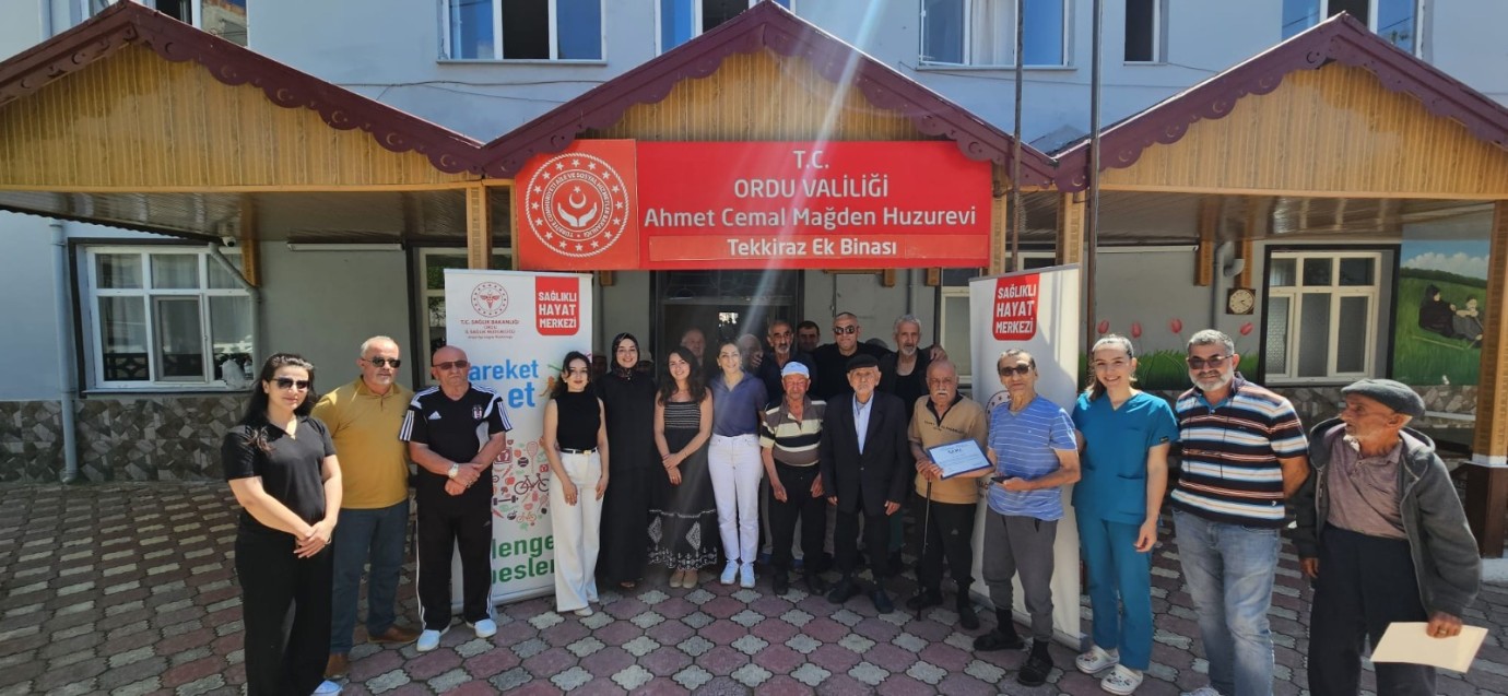 Ünye İlçe Sağlık Müdürlüğü'nden Huzurevi Sakinlerine Sağlıklı Yaşam Bilgilendirmesi