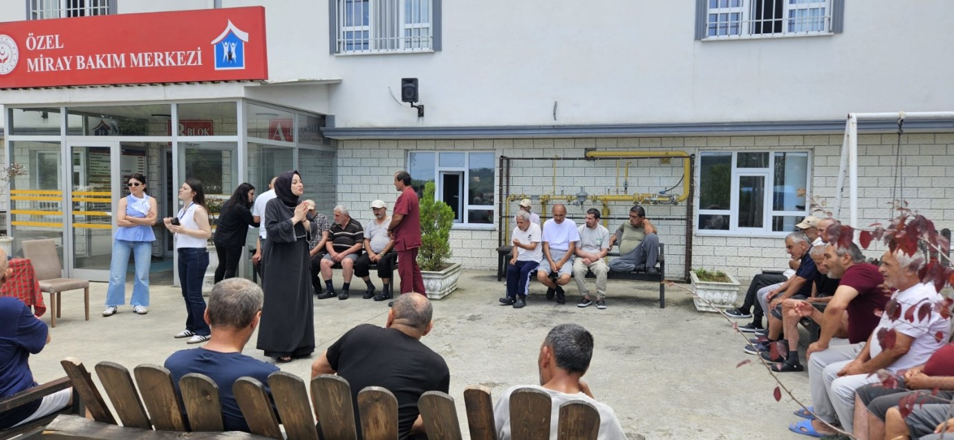 Ünye İlçe Sağlık Müdürlüğü'nden Özel Miray Bakım Evi'ne Sağlıklı Yaşam Ziyareti