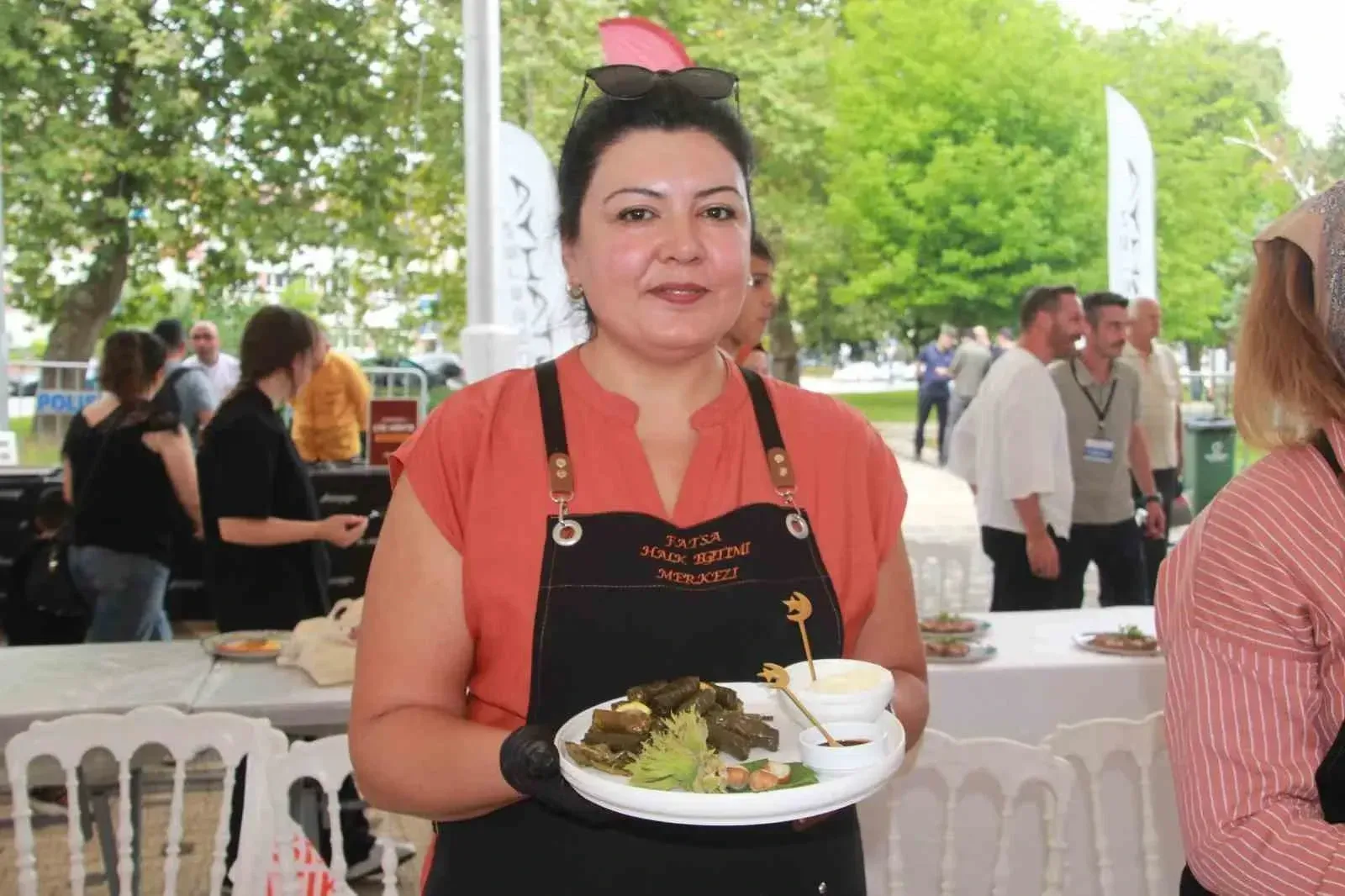 Ordu'da Fındığın Yaprağını Bile Değerlendirdiler! Zeytinyağlı Sarma İlgi Gördü