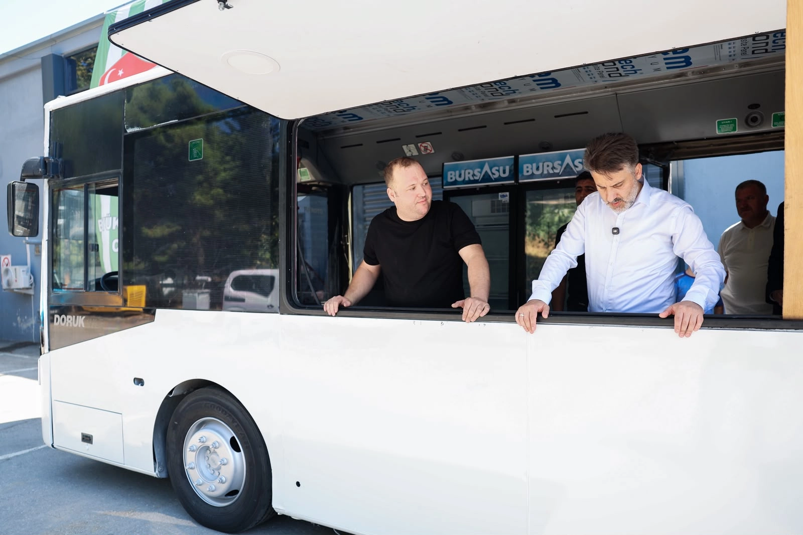 Bursa Büyükşehir'den afetlere hazır iki yeni mobil araç