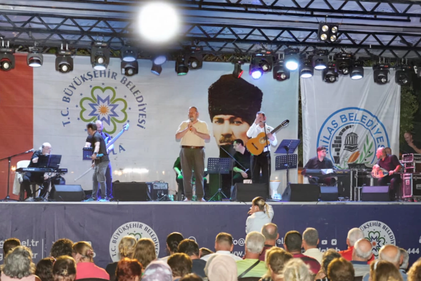 Muğla Milas'ta &Prime;Mylasa Band&Prime; izdihamı
