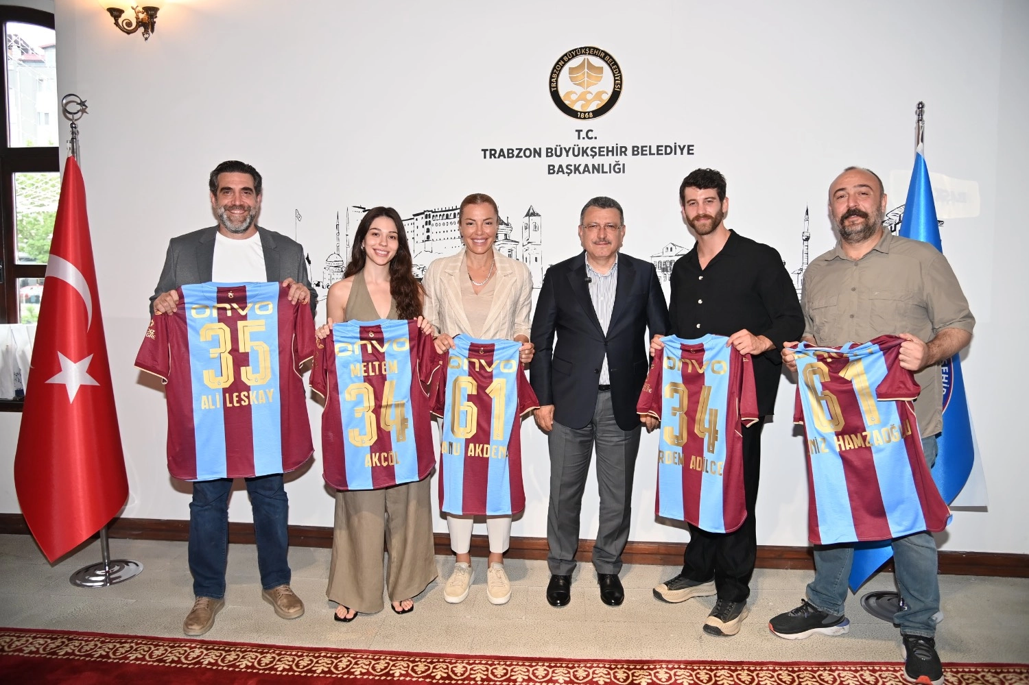 Başkan Genç, “Sevdam Karadeniz” ekibini ağırladı! Film Festivali Aralık’ta