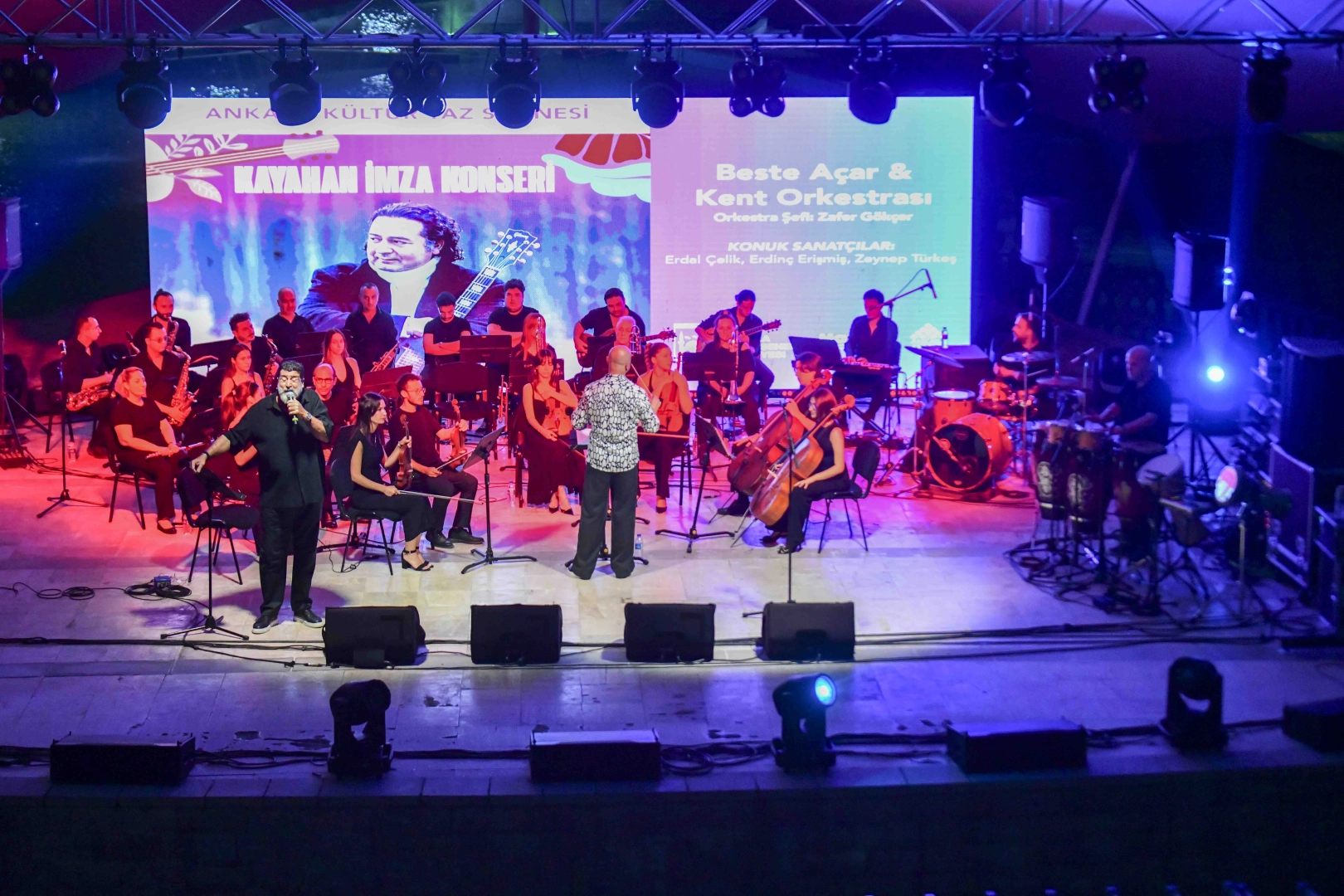 Ankara’da Kayahan’a Duygusal Anma