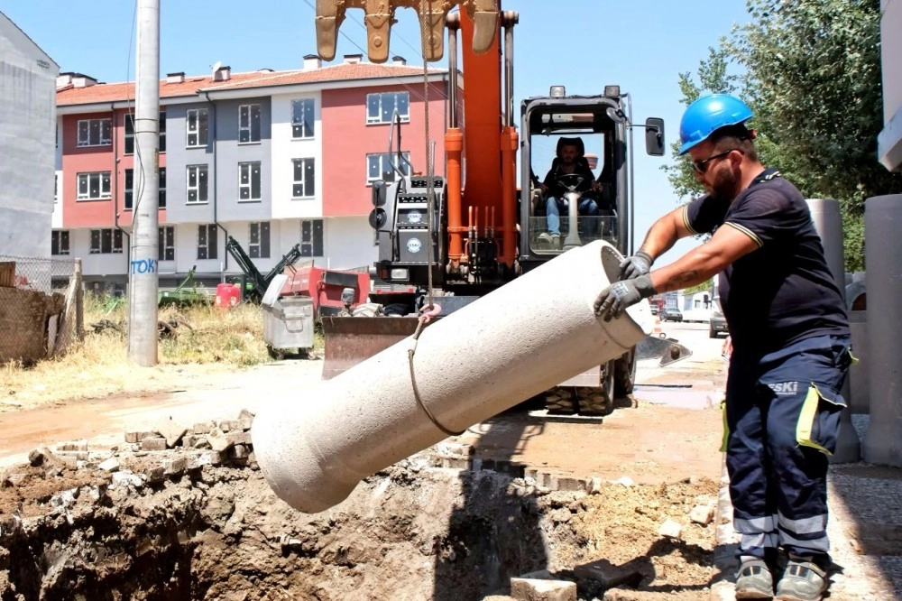 Eskişehir’de kanalizasyon hatları yenileniyor