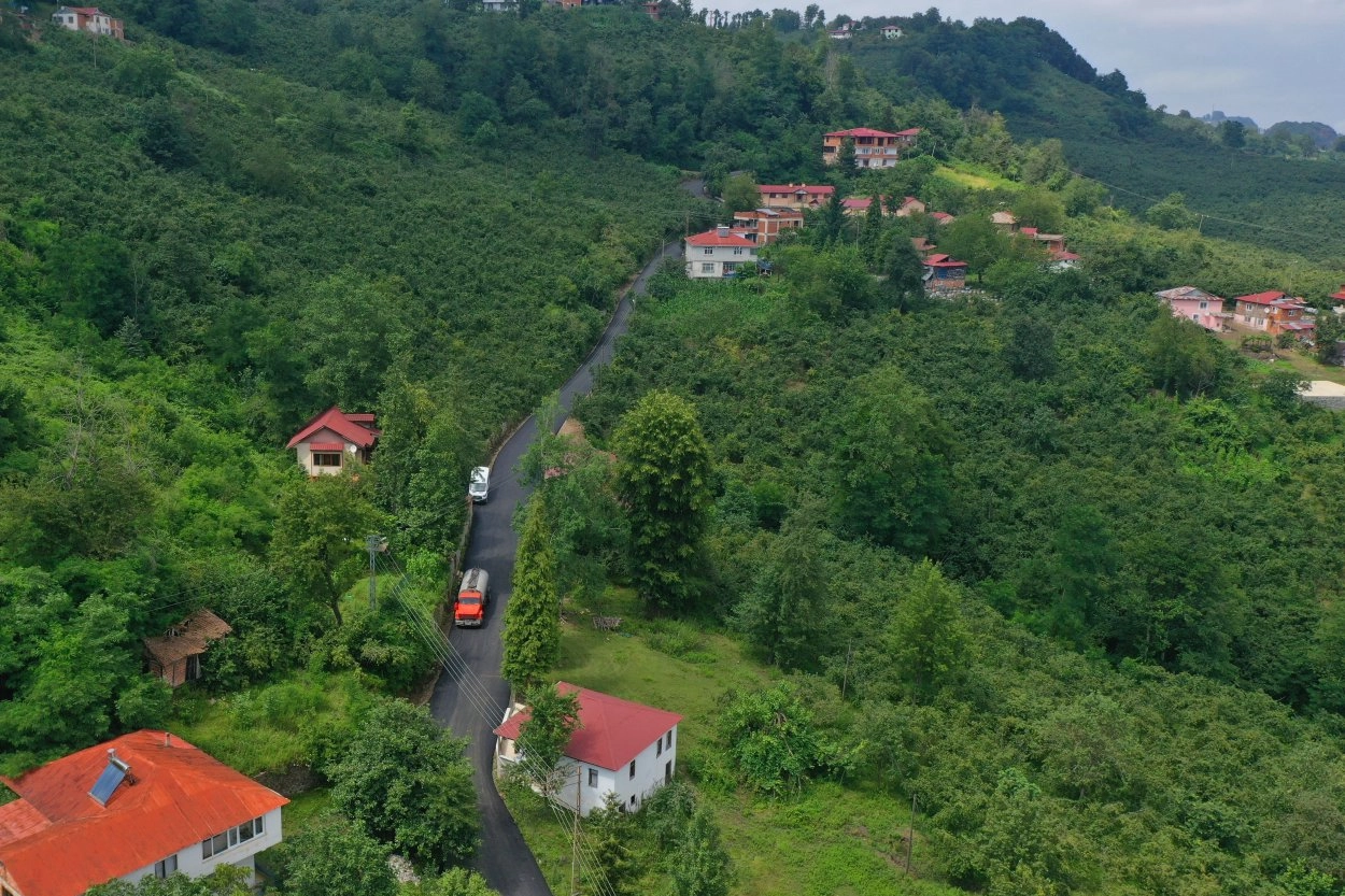 Ordu’da Yenisayaca Mahallesi’ne Sıcak Asfalt Konforu