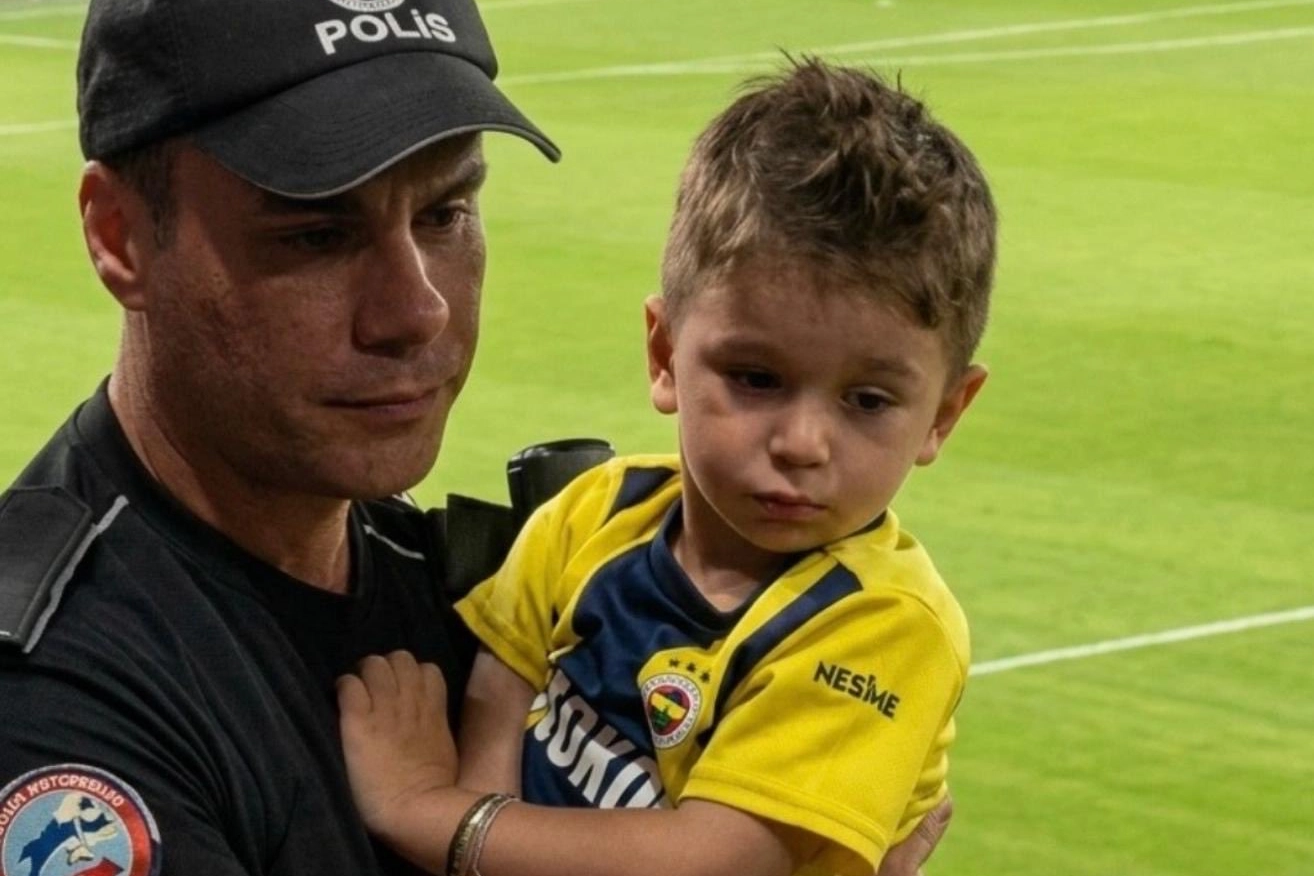 Fenerbahçe’den minik taraftar Göktuğ’a davet