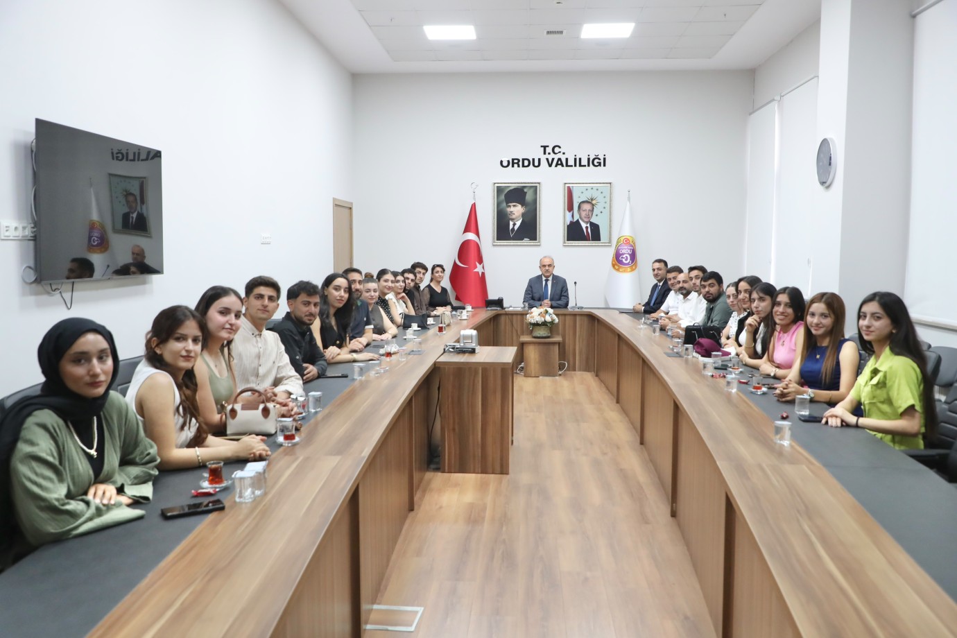 Mardinli Gençlerden Ordu Valisi Erol’a Ziyaret