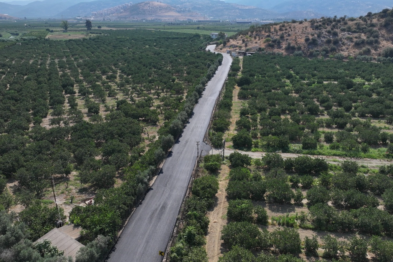İzmir Efes Selçuk’ta yollar yenileniyor