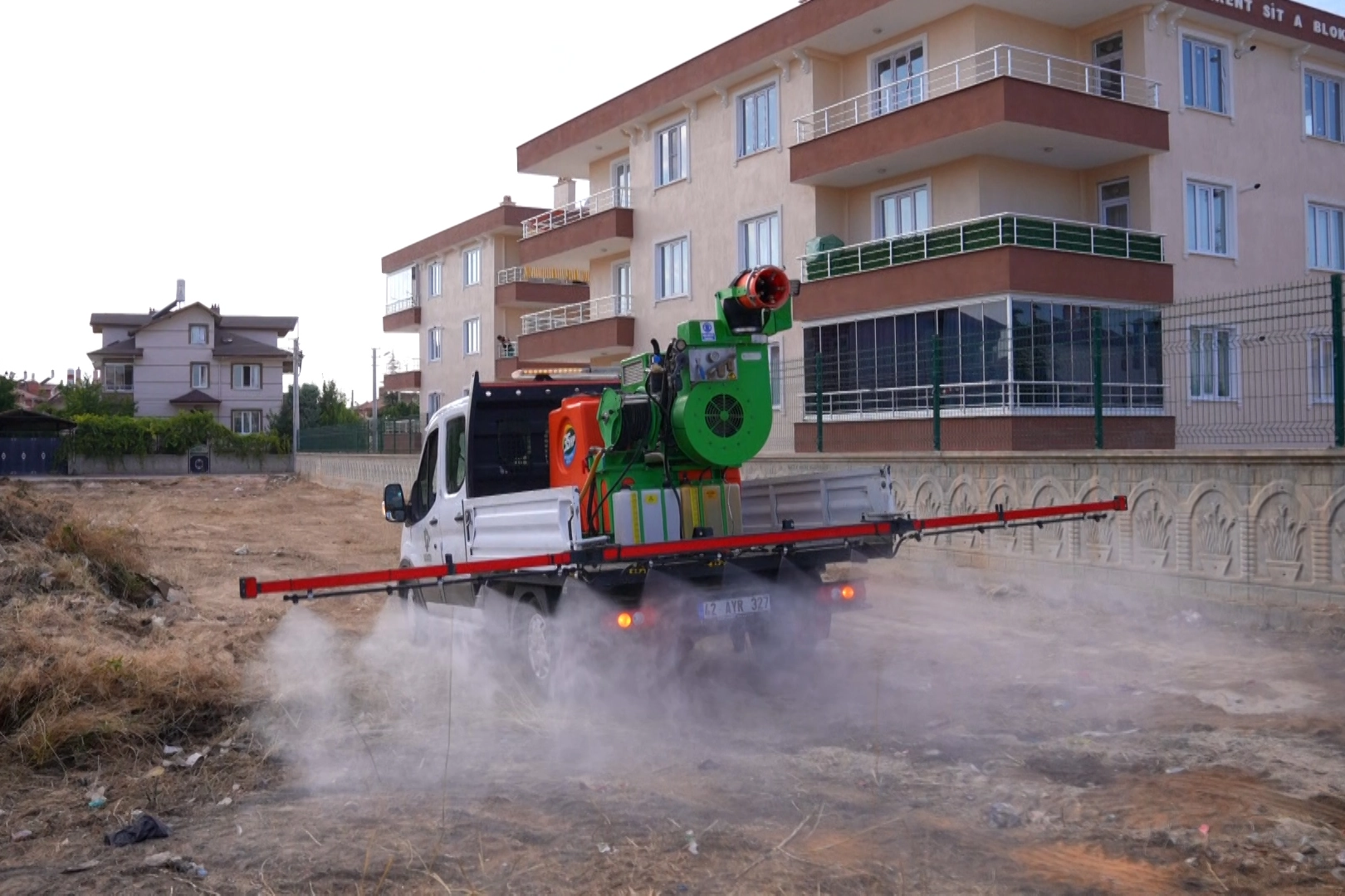 Konya Karatay'da haşereyle mücadele genişliyor