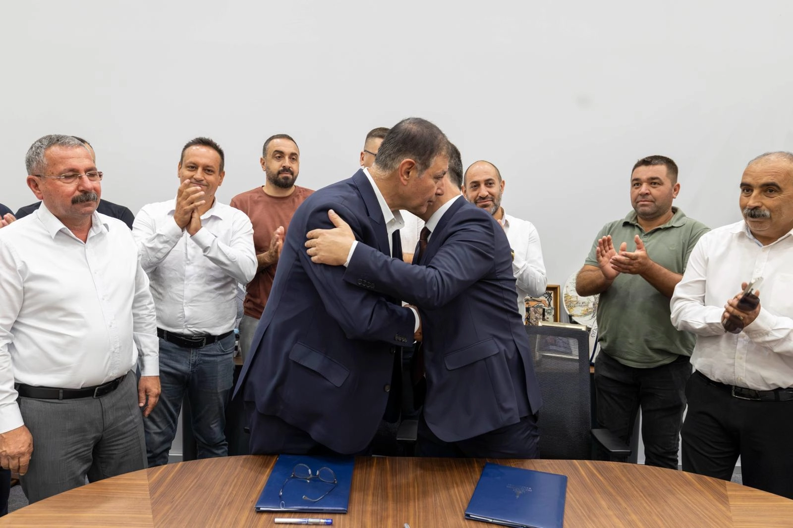 İZBETON’da 750 çalışanı ilgilendiren 'toplu' imza