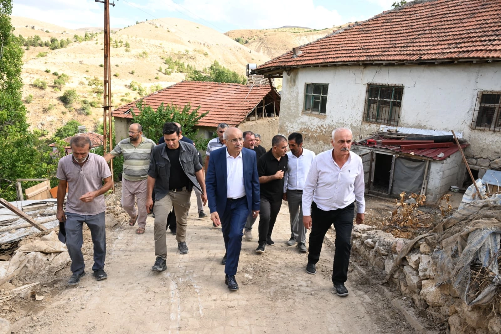 Başkan Sami Er’den Selden Etkilenen Hekimhanlılara Ziyaret
