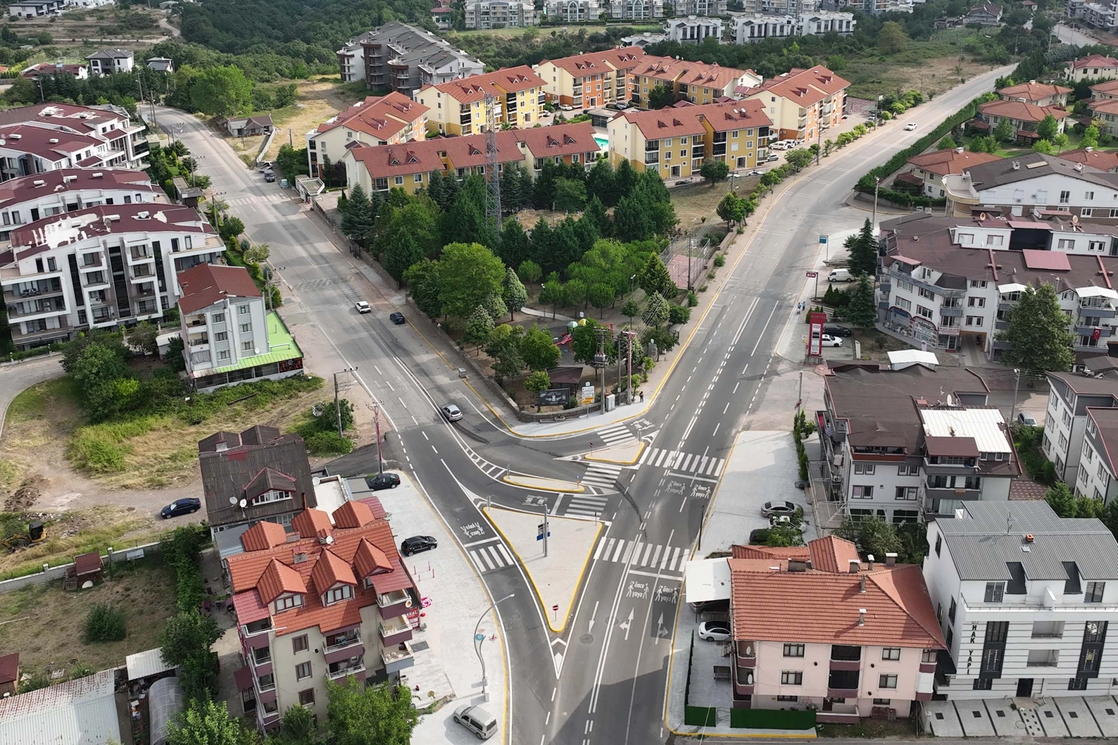 Kocaeli'de Başiskele’nin önemli güzergâhları modernize edildi