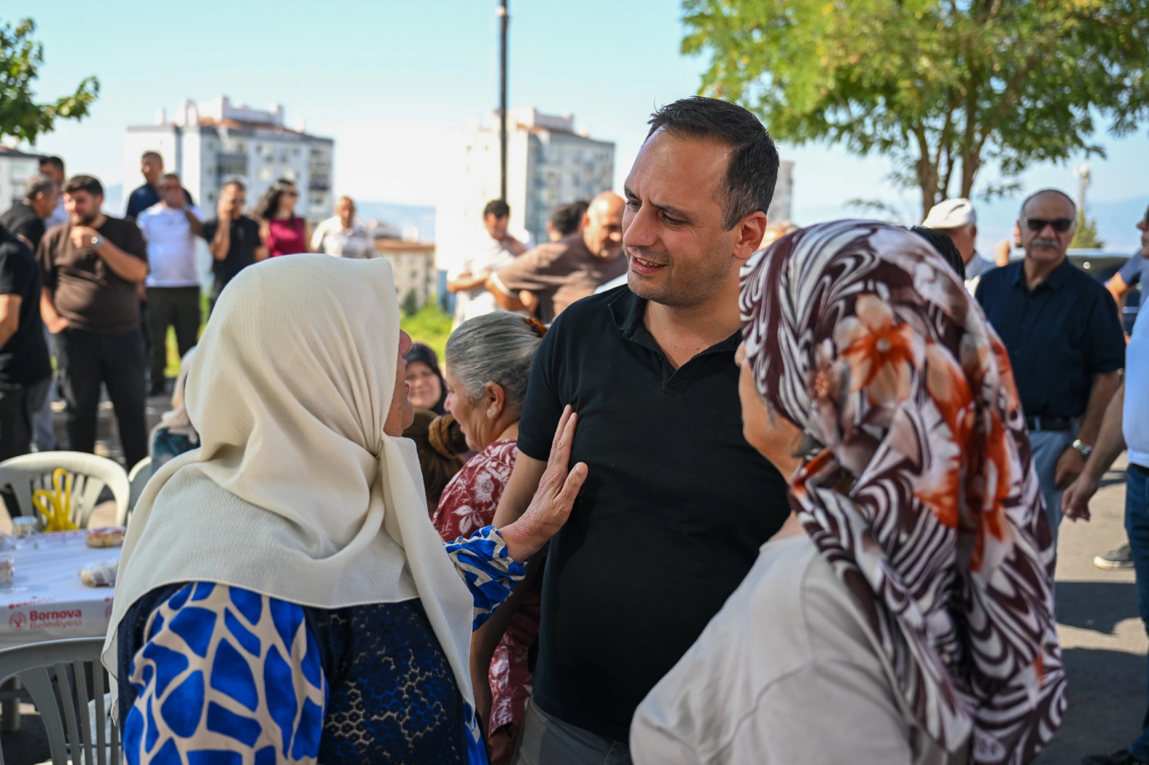 İzmir Bornova’da Başkan Eşki üretici kadınlarla buluştu