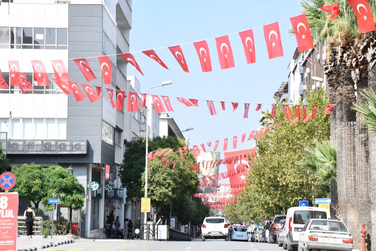 Manisa’nın Kurtuluş coşkusu ilçelere yayılacak