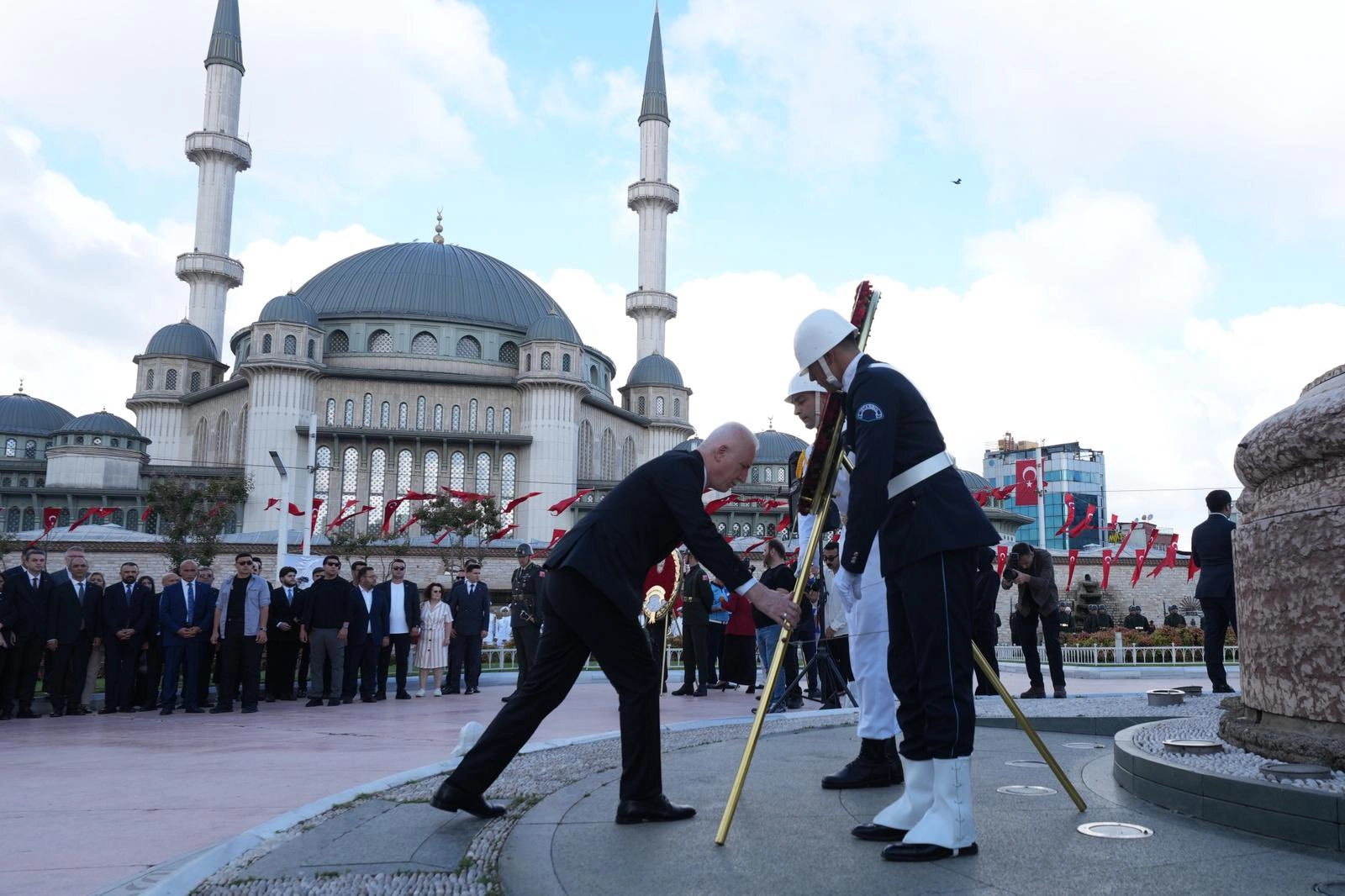 İstanbul’da 30 Ağustos Zafer Bayramı Taksim’de başladı
