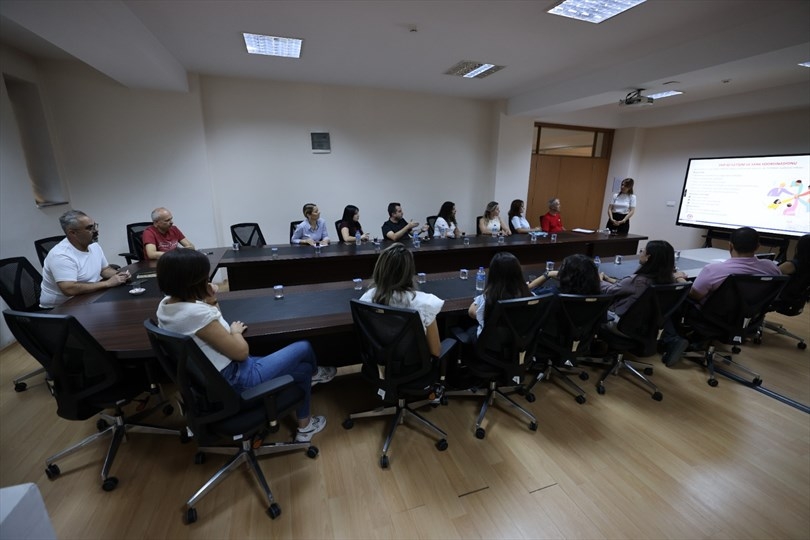 Denizli’de Sosyal Hizmet Personeline Etkili İletişim Eğitimi