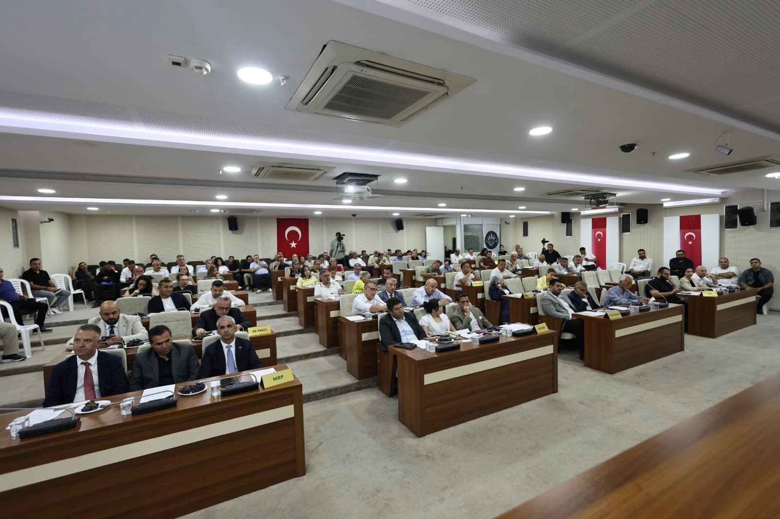 İzmir Karabağlar'da gündem hizmetler ve yatırım oldu