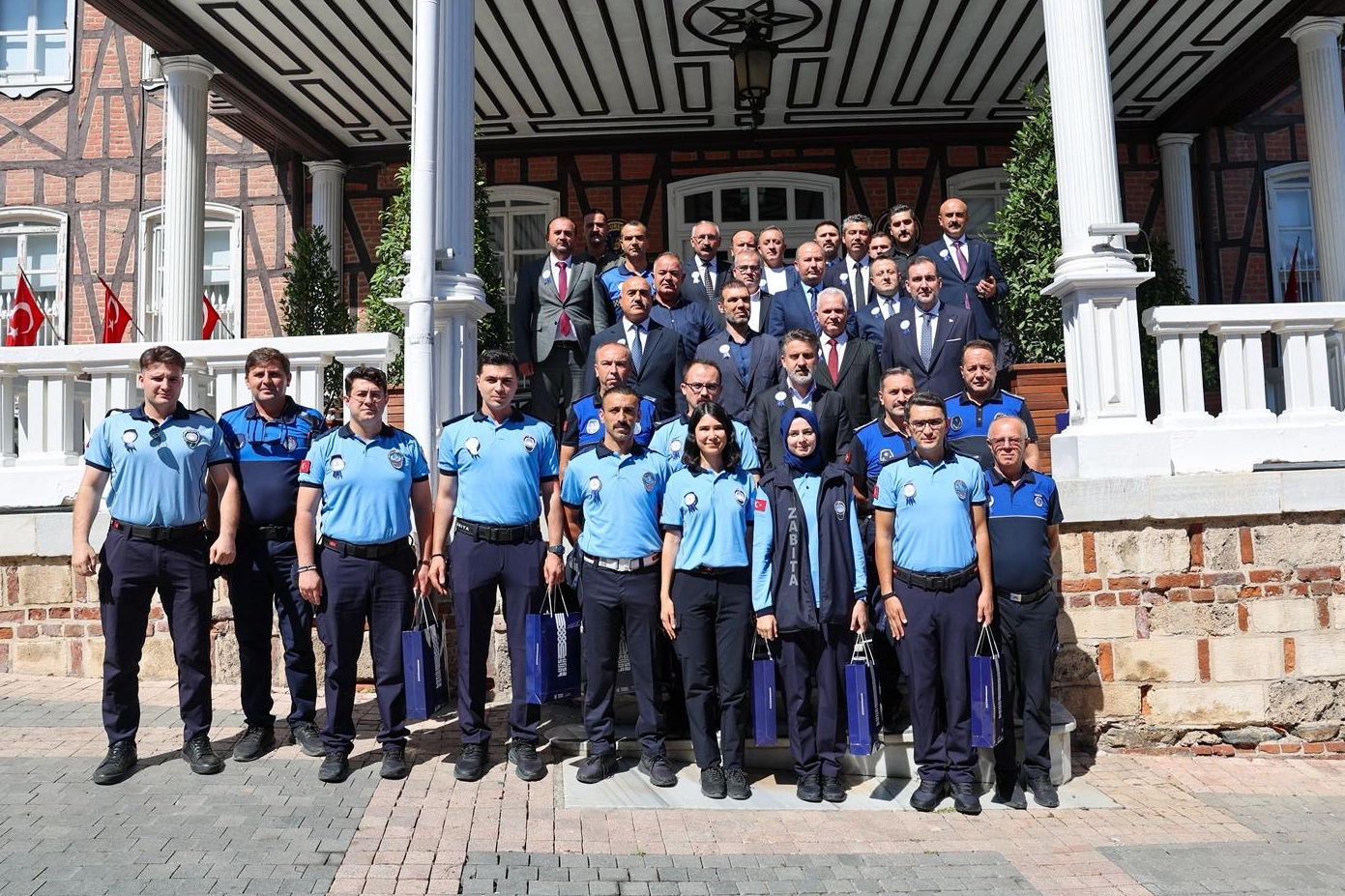 Bursa'da Başkan Vekili Biba'dan zabıtaya hakkaniyet talimatı