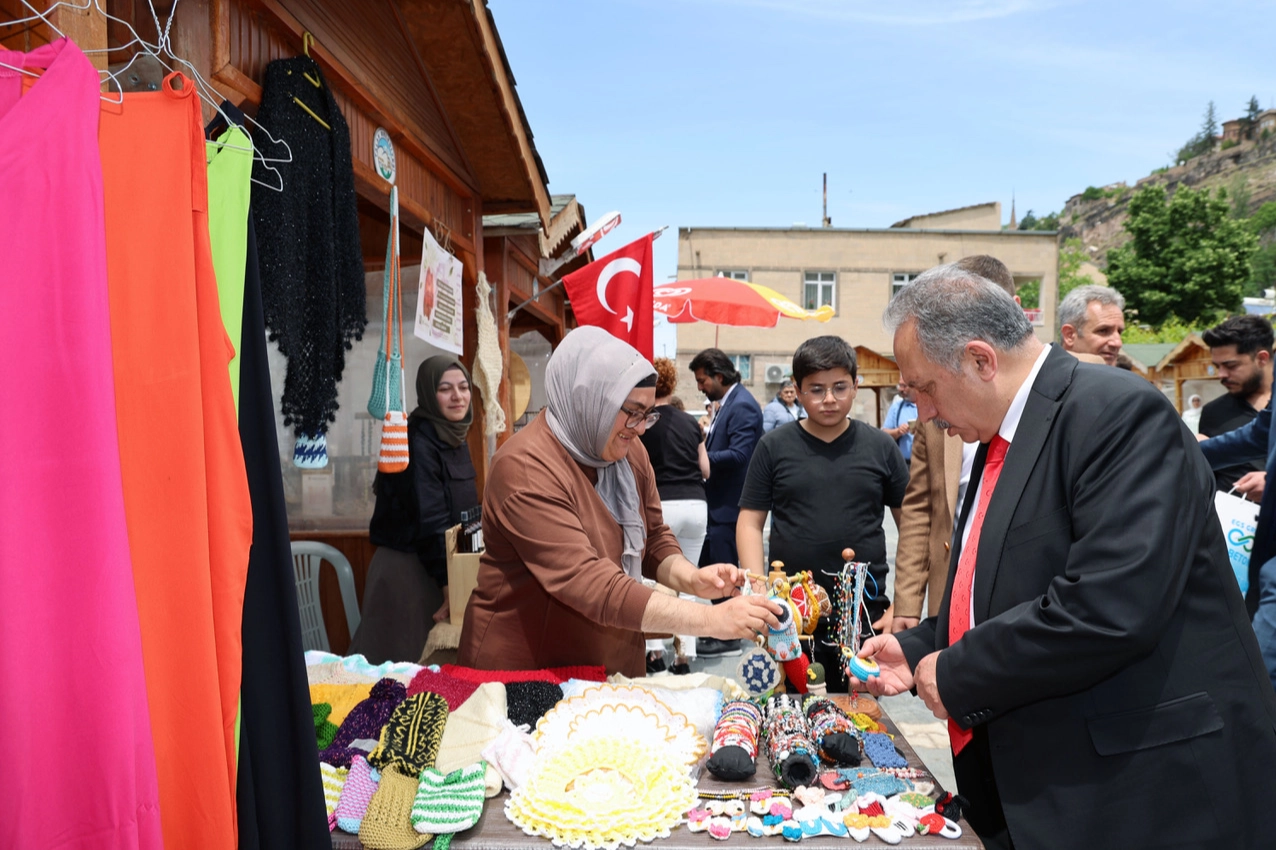 Kayseri Talas'ın Maharetli Eller'i sonbaharı karşılıyor