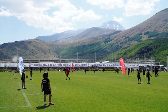 Erciyes Yüksek İrtifa Kamp Merkezi, Academy Erciyes Cup başladı