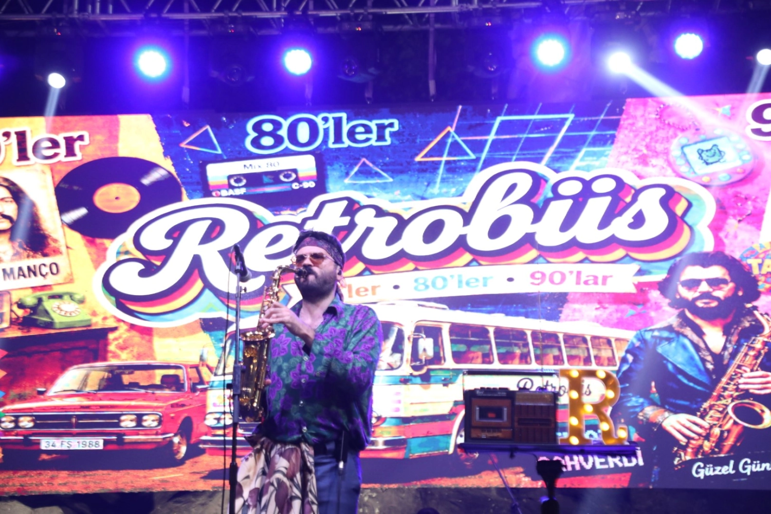İnegöl Gastronomi Festivali’nde lezzet şöleni Retrobüs coşkusuyla taçlandı