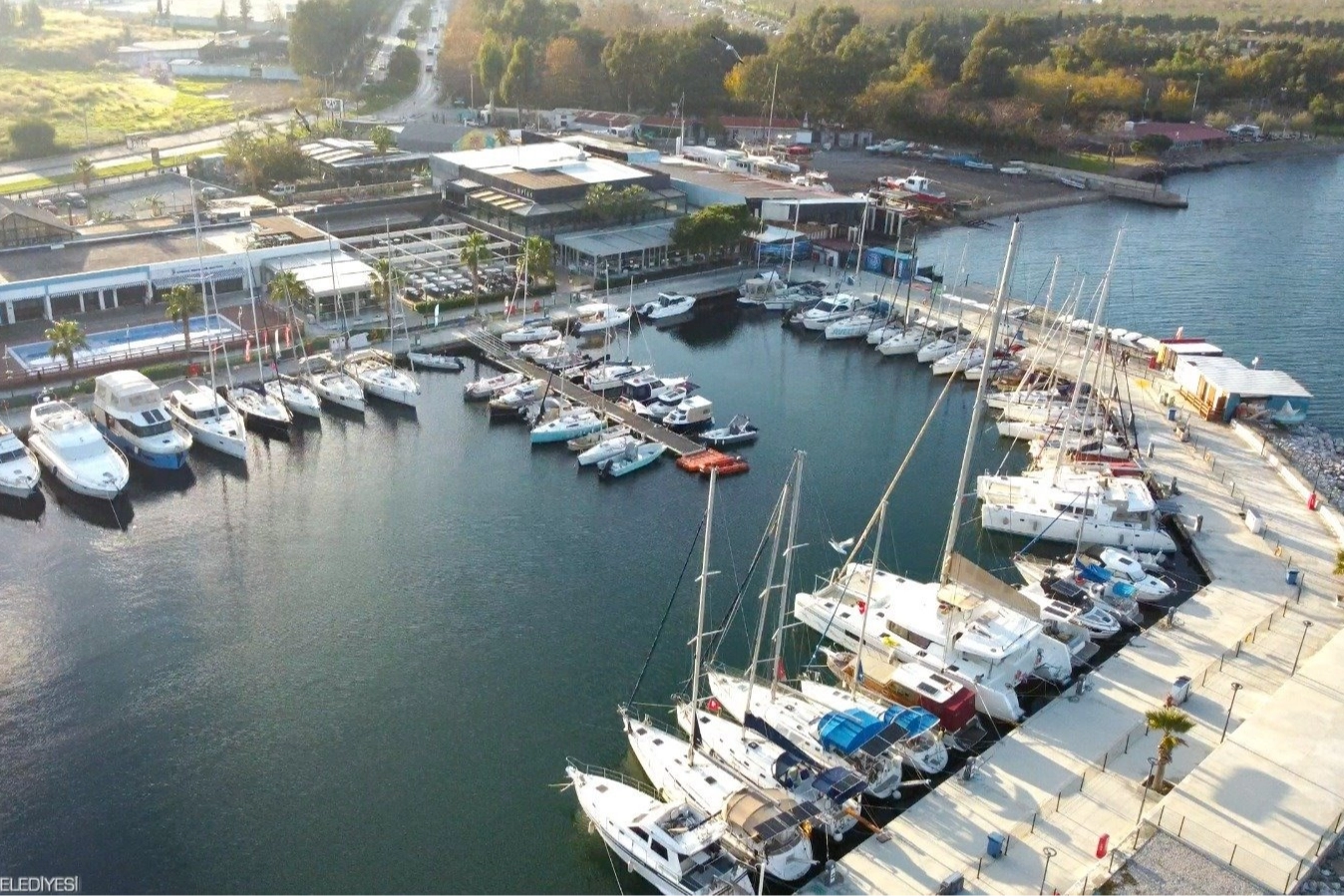 İzmir Marina’da pop klasikleri