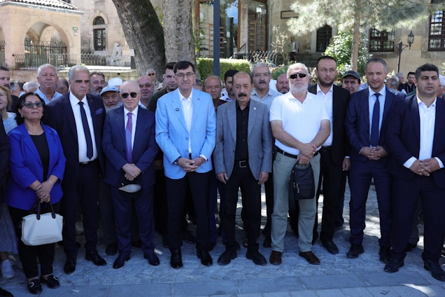 Kütahya’da Ulu Cami Meydan Parkı hizmete açıldı