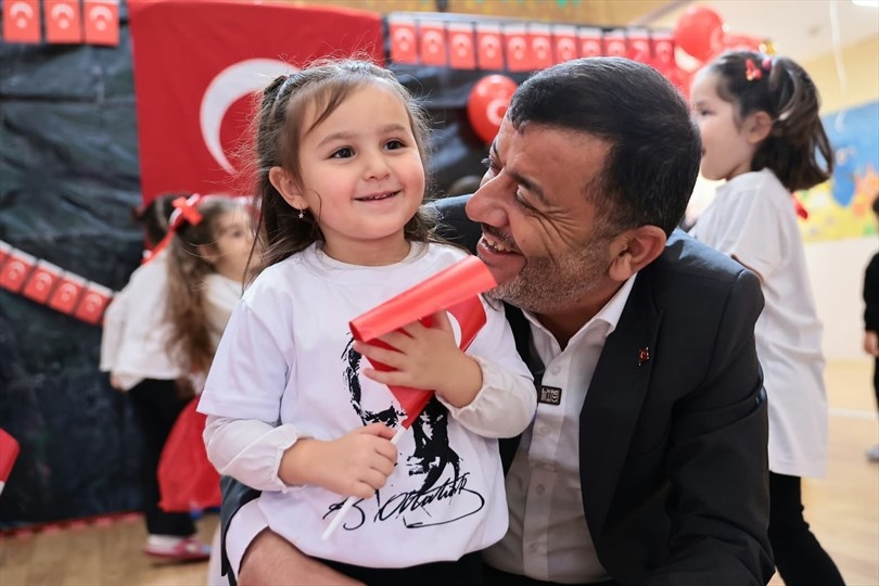Denizli’de Öğrencilere Yeni Eğitim Desteği: Kurs, Ulaşım ve Kırtasiye Hizmeti