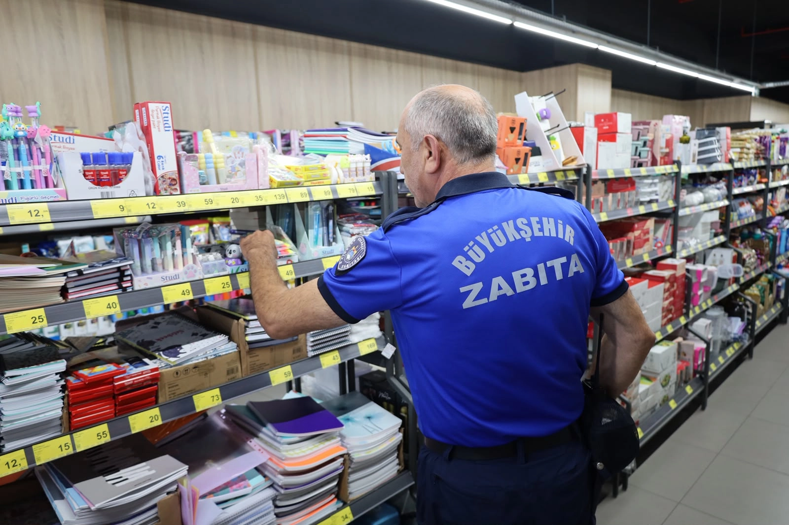 Kocaeli'de okul sezonu öncesi kırtasiye denetimi