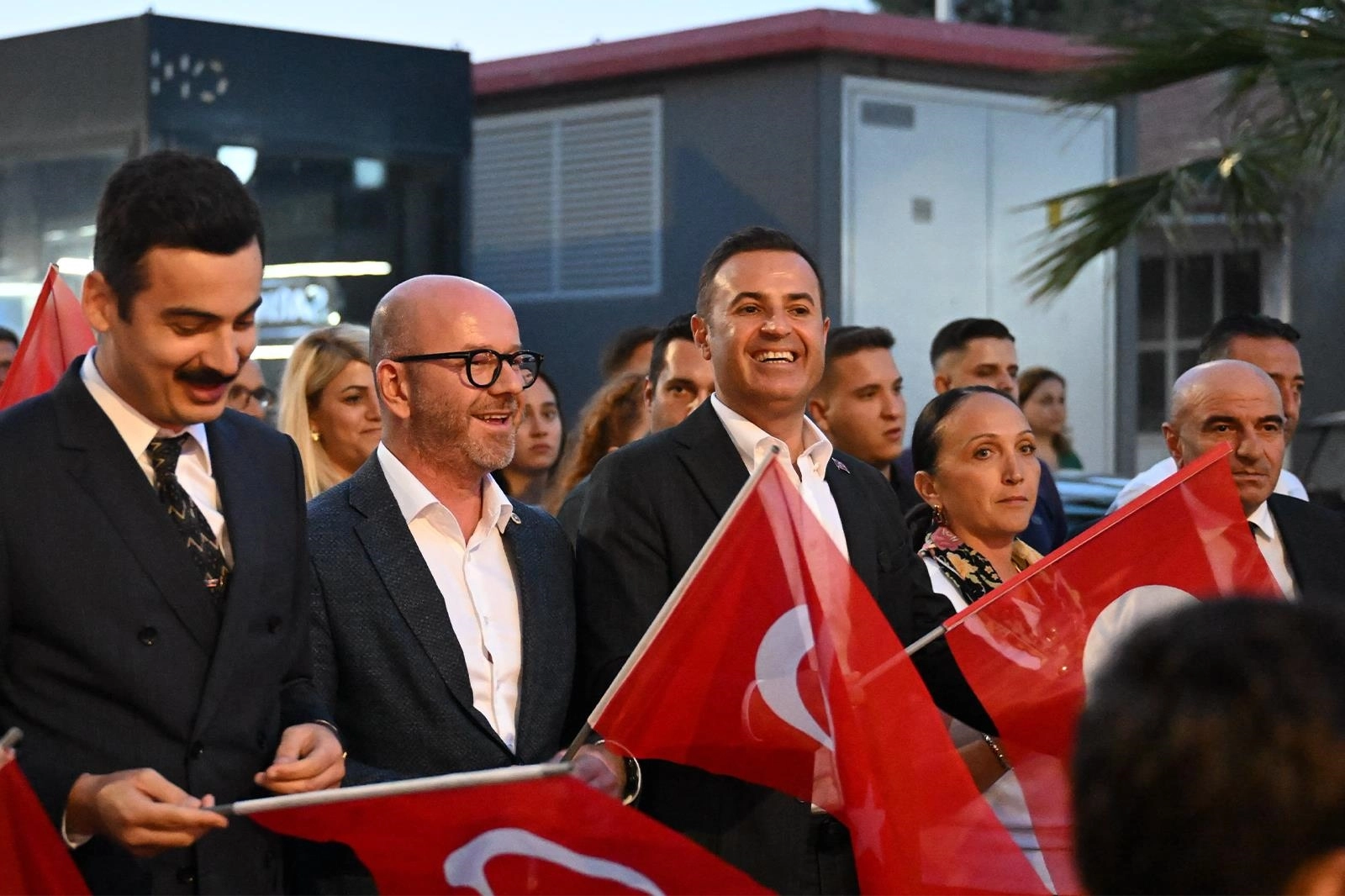 Başkan Akın Manyas’ın kurtuluşunda Fener Alayına katıldı