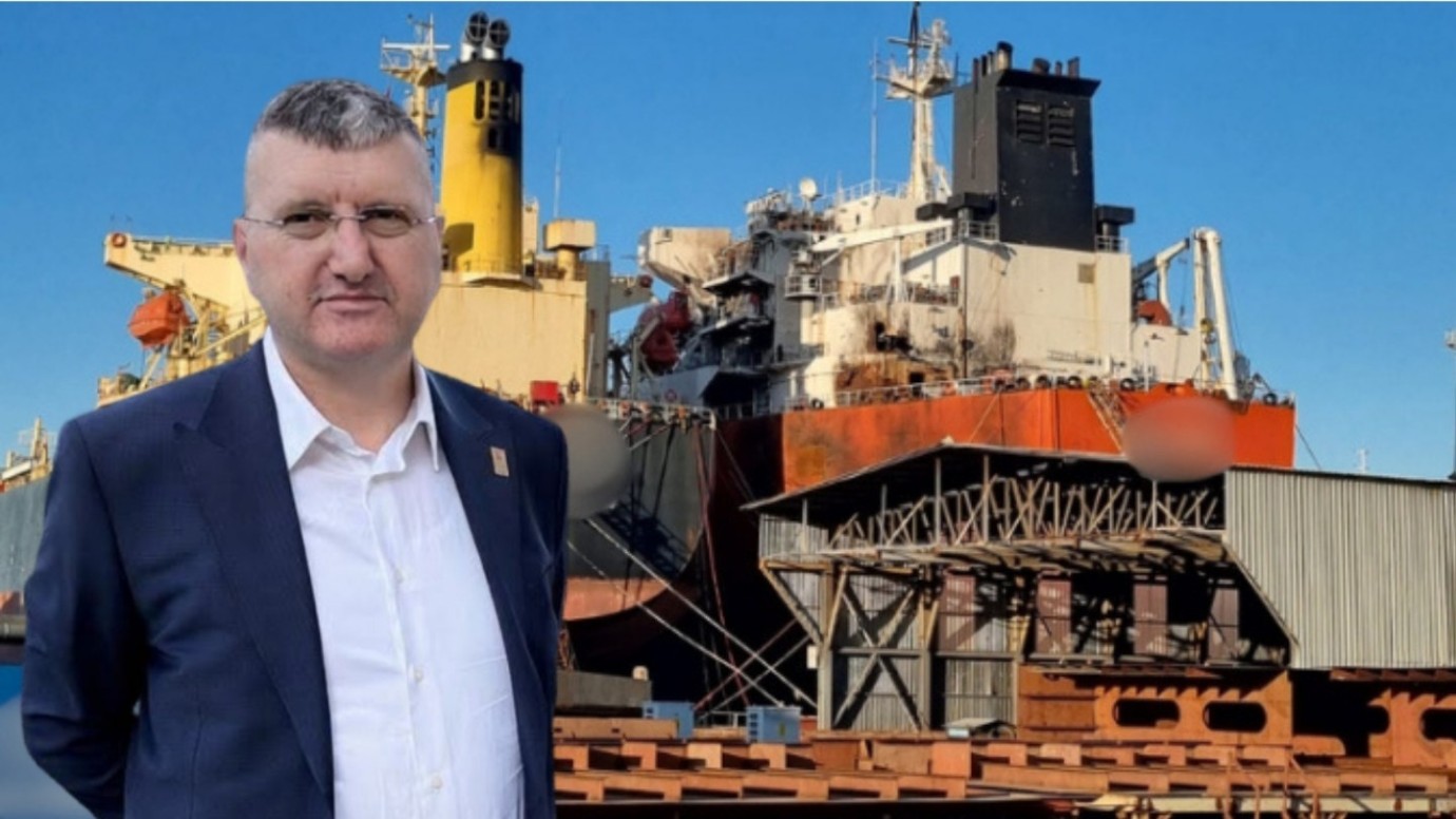 Karadeniz’deki Savaşın Etkisi Ünye’ye Ulaştı: Hasarlı Gemiler Tersaneye Geliyor