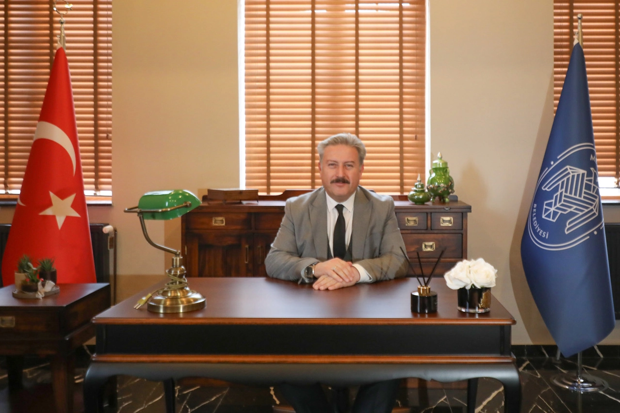Kayseri Melilgazi'den öğrencilere kırtasiye desteği