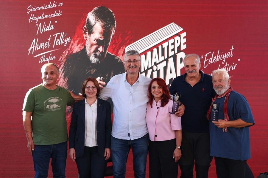 İstanbul Maltepe'de edebiyat, müzik ve yerel kültür rüzgarı esti