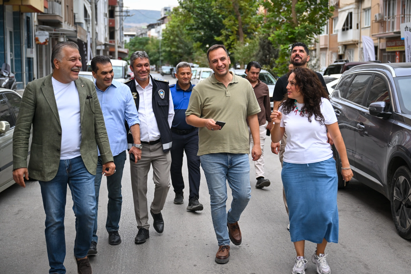 Bornova’da hizmet sokakta şekilleniyor