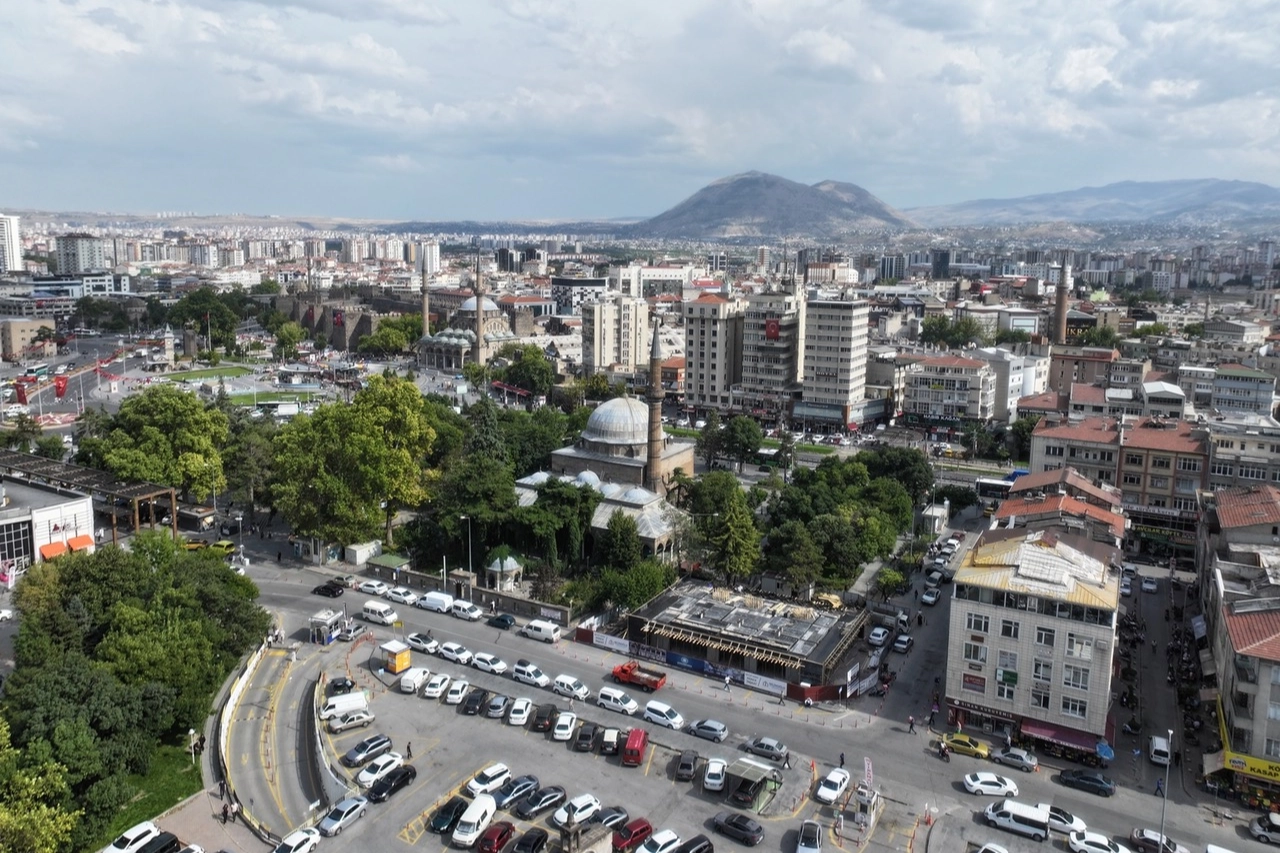Kayseri Kocasinan'da Kurşunlu Camii'ne ek şadırvan